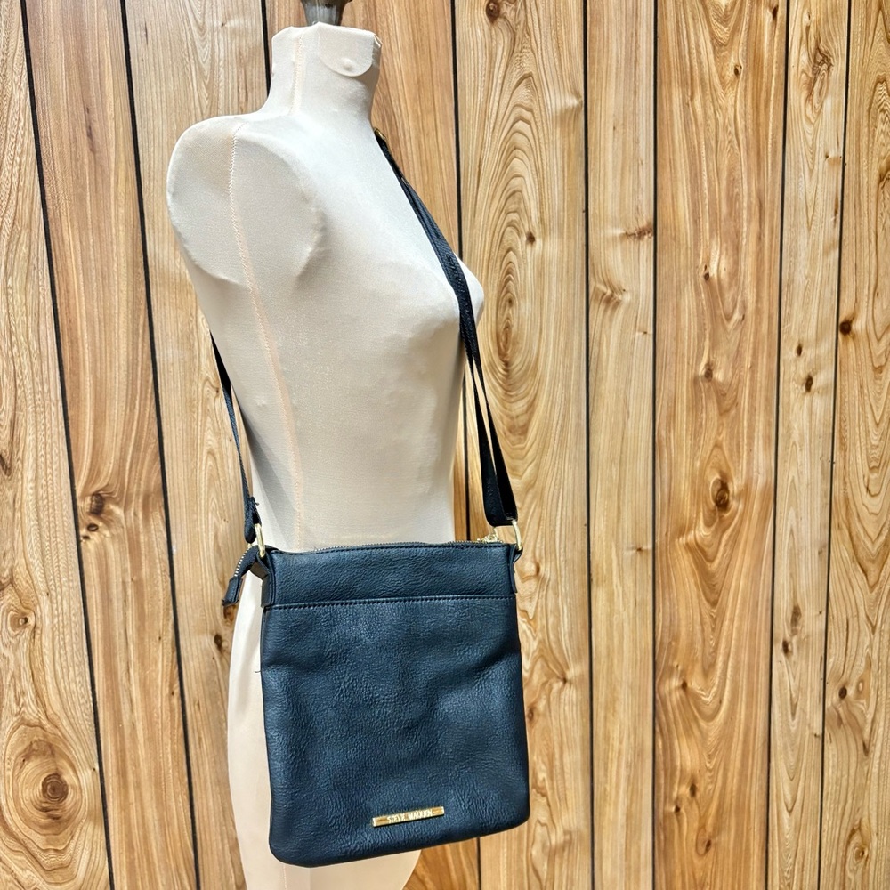 STEVE MADDEN - NWOT Black Crossbody Bag - Picture 5 of 14